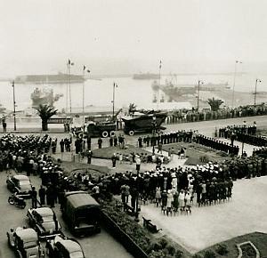 Oran - defile square Lyautey